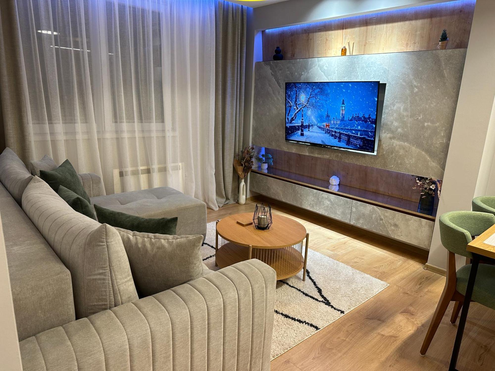 Jahor 12 Deluxe Jahorina